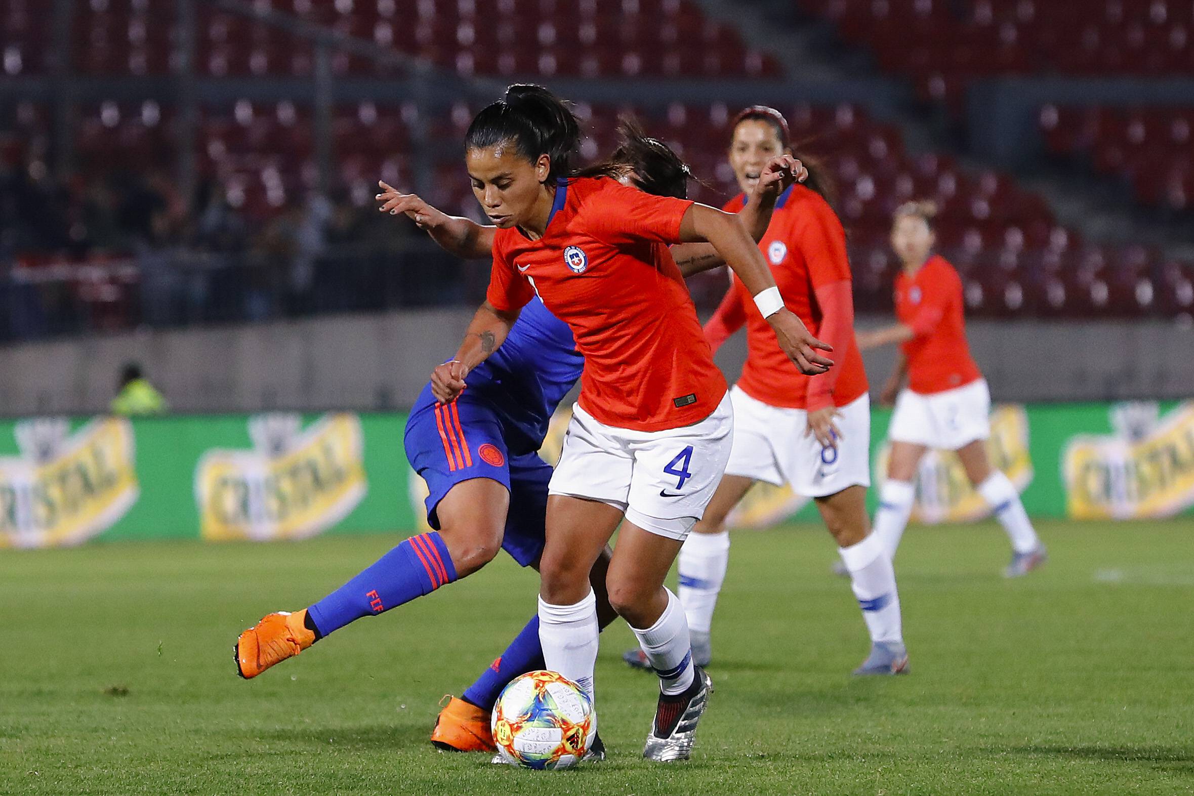 Daniela Caracas im Trikot der kolumbianischen Nationalmannschaft gegen Chile