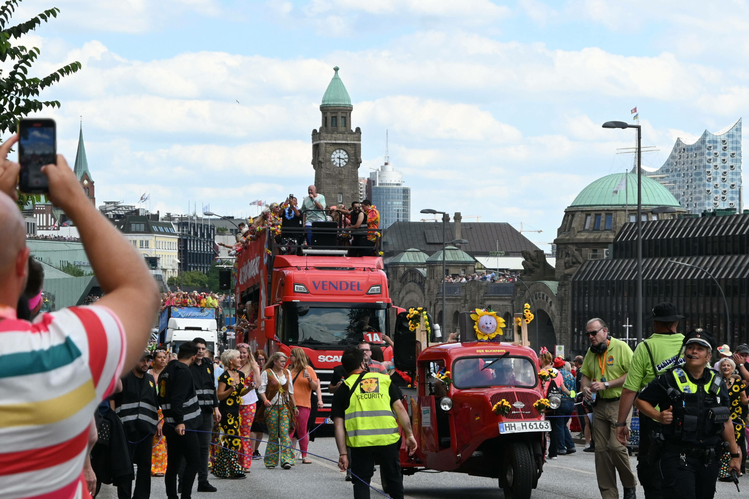 Das wohl größte und bunteste Event am kommenden Wochenende ist der Schlagermove.