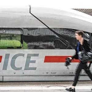 Bahn Zerschlagung Monopolkommission
