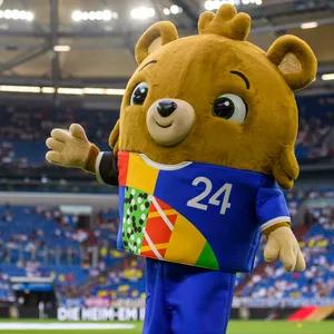 Albärt im Einsatz beim Freundschaftsspiel zwischen Deutschland und Kolumbien.