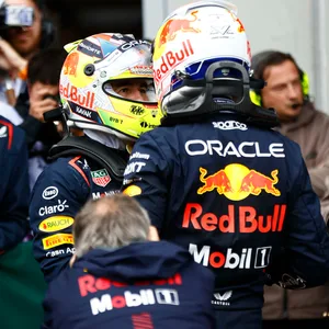 Sergio Perez und Max Verstappen gehen nach dem Sprintrennen aufeinander los