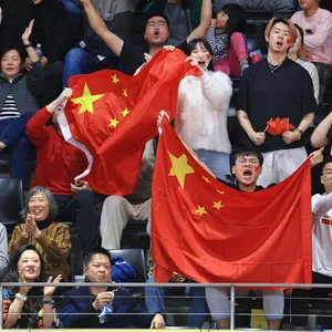 Chinesische Fans beim Asia Cup der Frauen