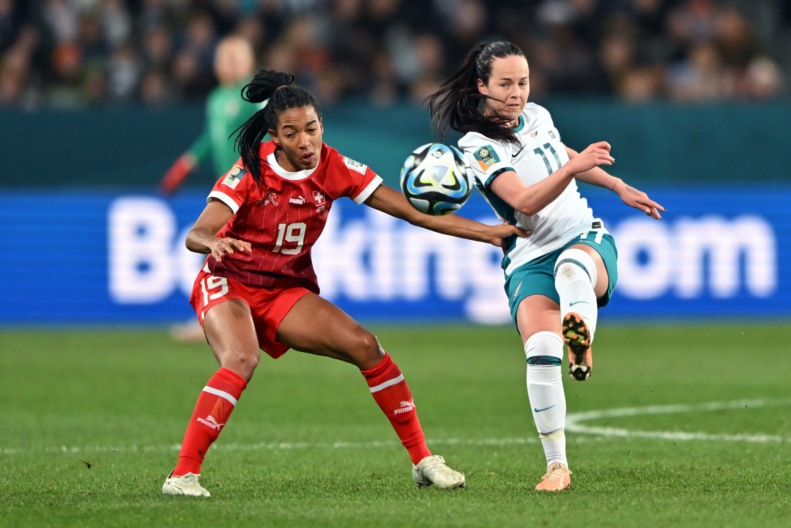 Eseosa Aigbogun (Schweiz) gegen Olivia Chance (Neuseeland) bei der WM