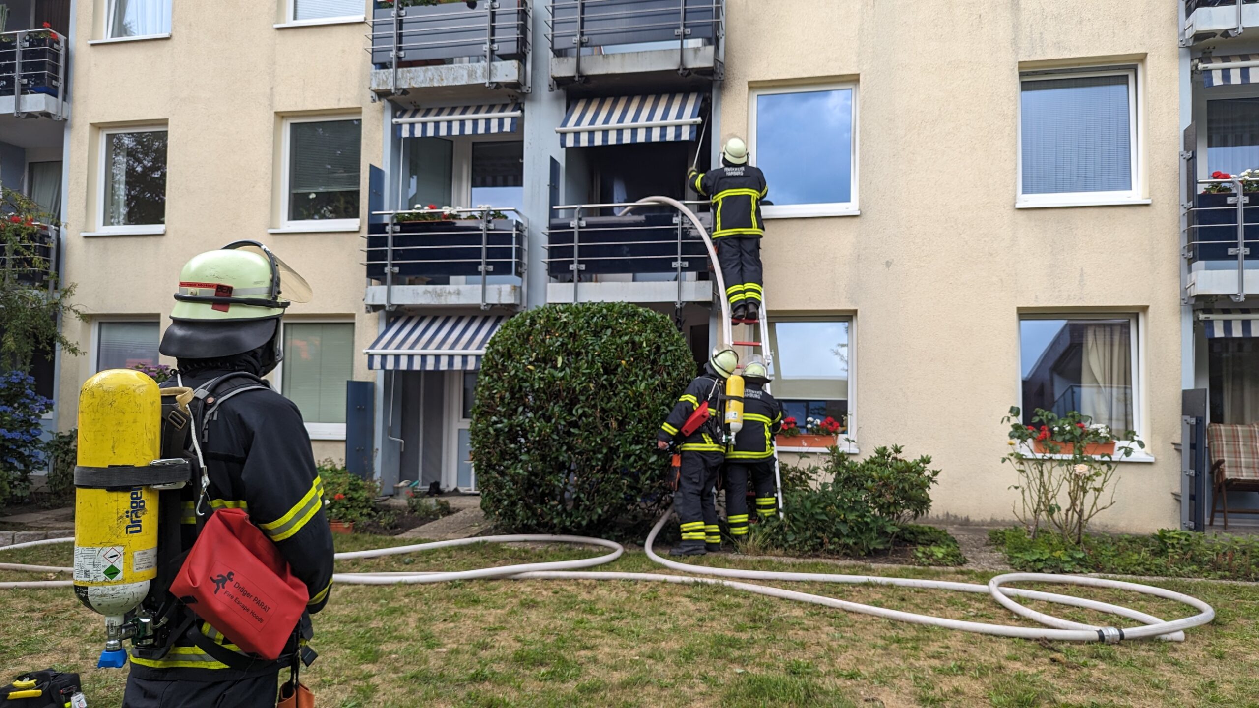 Feuer in Pflegeheim in Poppenbüttel – zwei Bewohner gerettet
