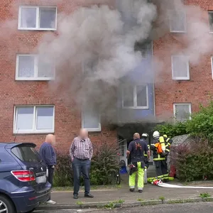 Der Einsatzort in der Tiedemannstraße in Hamburg-Eimsbüttel