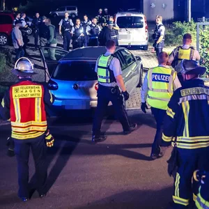 Hagen Feier Polizei Feuerwehr