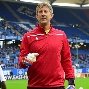 Edwin van der Sar im Volksparkstadion