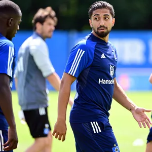 Immanuel Pherai fim HSV-Training