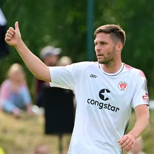 Andreas Albers beim Test gegen Oldenburg, seinem Debüt für den FC St. Pauli