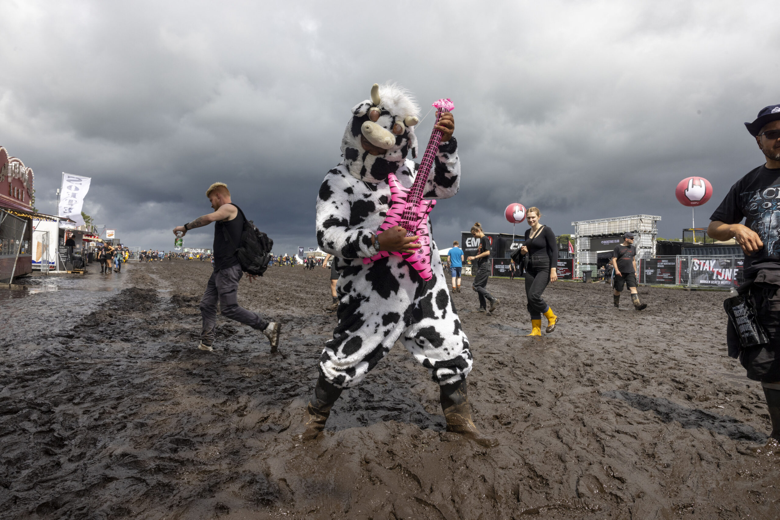 Wacken: Jaime aus Peru im Kuh-Kostüm