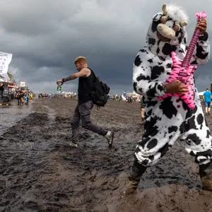 Wacken: Jaime aus Peru im Kuh-Kostüm