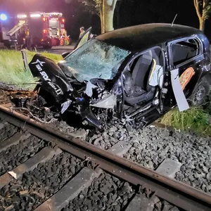 Schwerer Unfall in Lübeck – Pizza-Fahrer lebensgefährlich verletzt