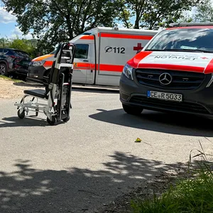 Ein zehn Jahre altes Mädchen ist am Sonntag auf der Aller verunglückt. Rettungskräfte mussten es wiederbeleben.