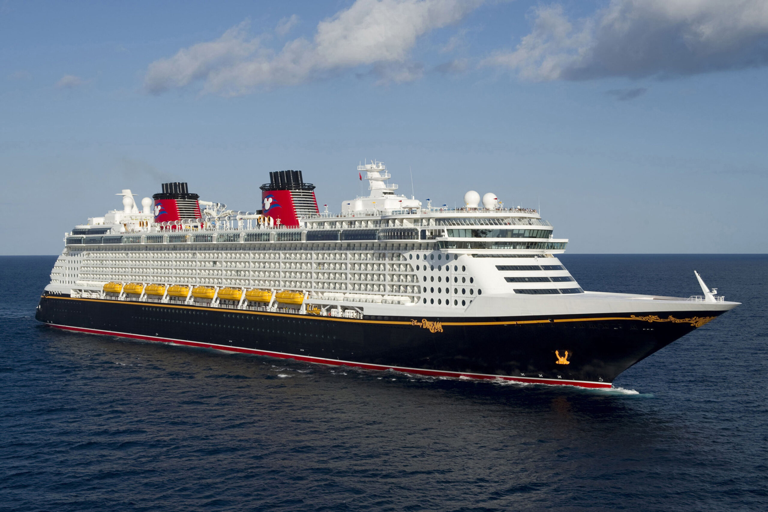 In Papenburg gebaut, jedoch erst jetzt erstmal offiziell in Europa unterwegs: die „Disney Dream“