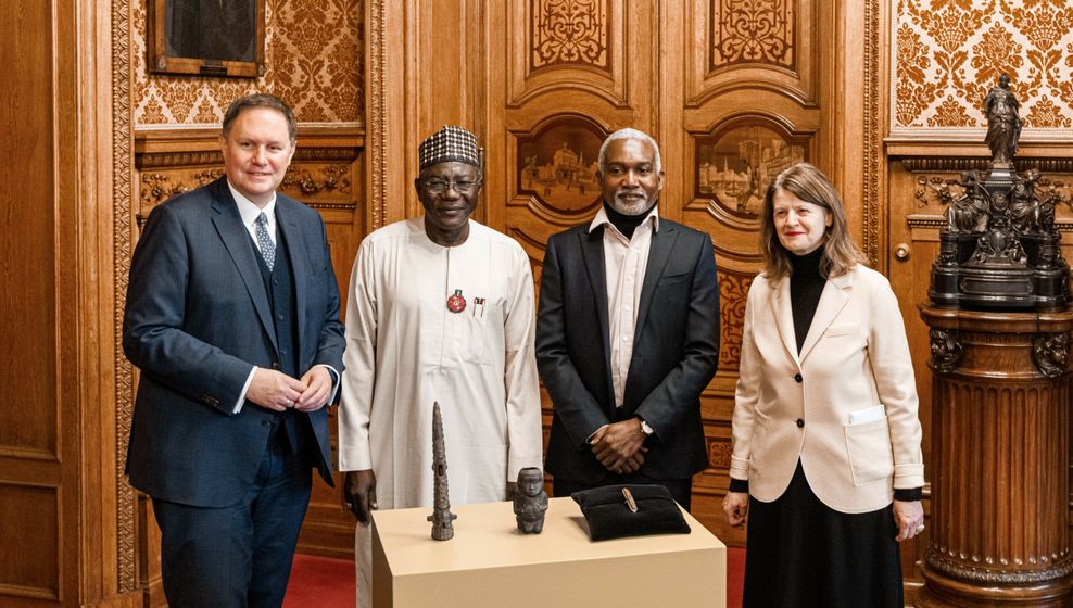 Unterzeichnungsveranstaltung zur Rückgabe von Benin-Bronzen an Nigeria