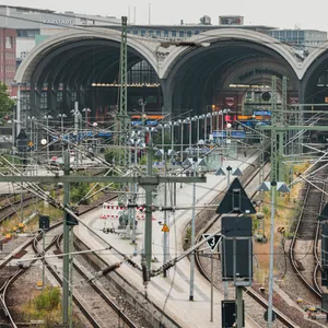 Der Hauptbahnhof von Kiel (Archivbild).