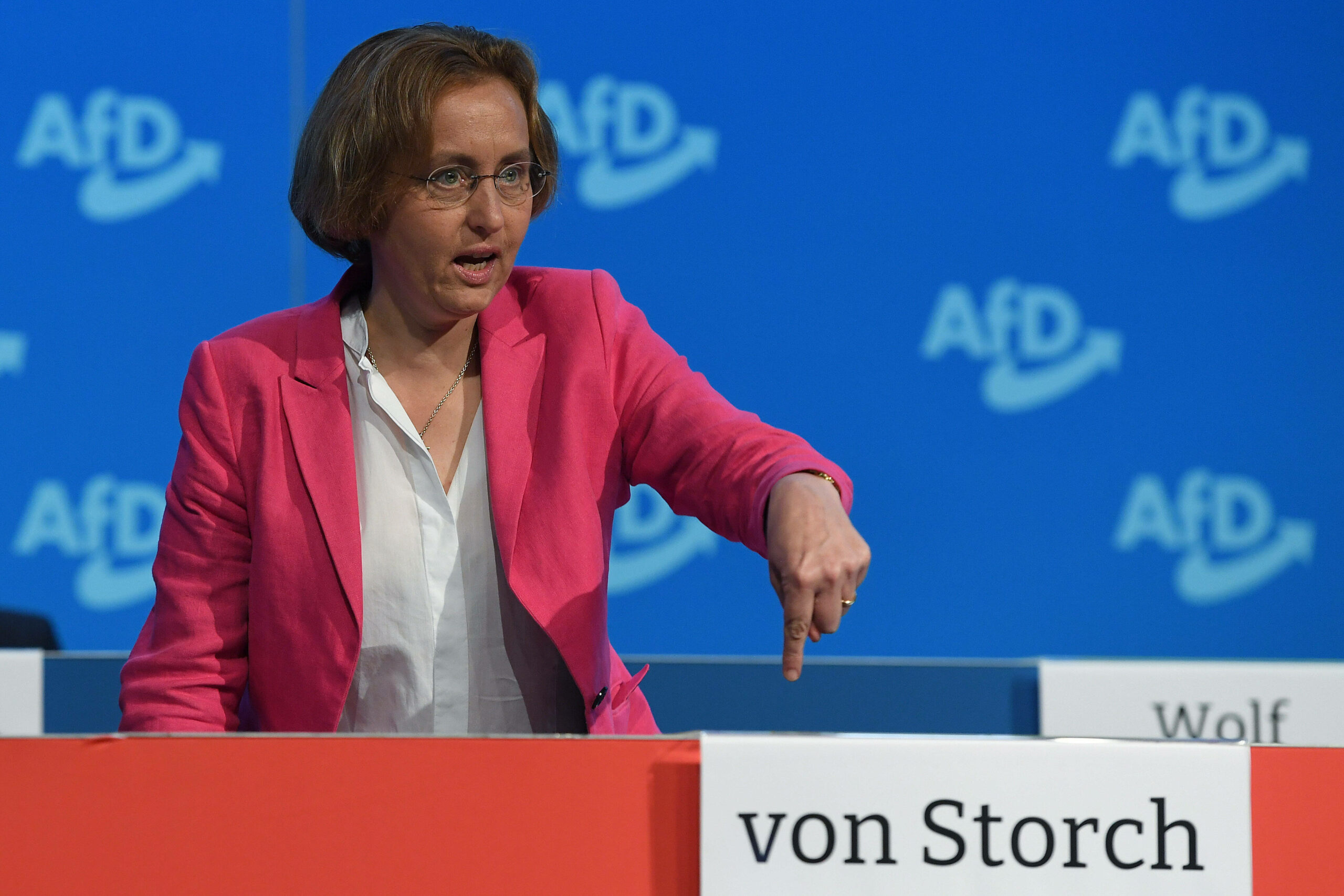 AfD-Politikerin Beatrix von Storch wurde auf einer Veranstaltung mit Fäkalien beschmiert.