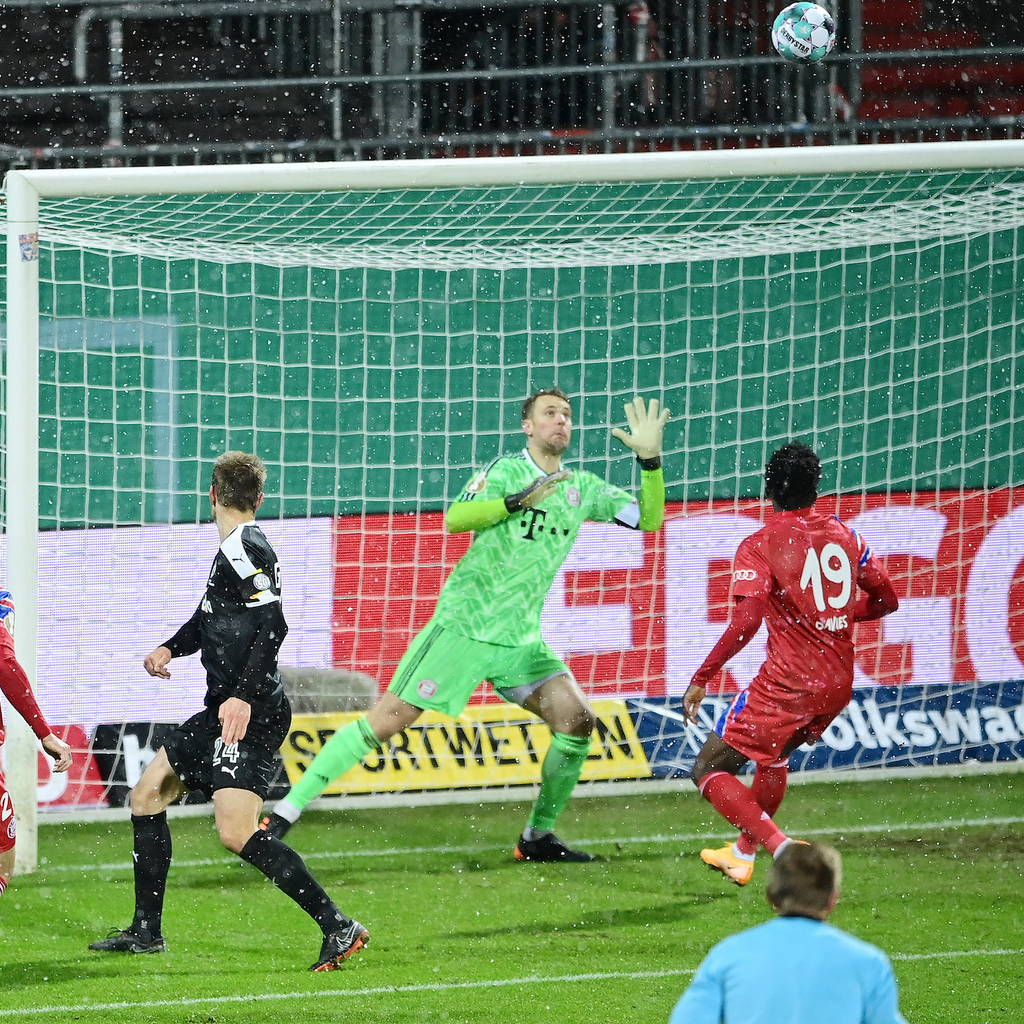 Hauke Wahl trifft gegen Bayern München