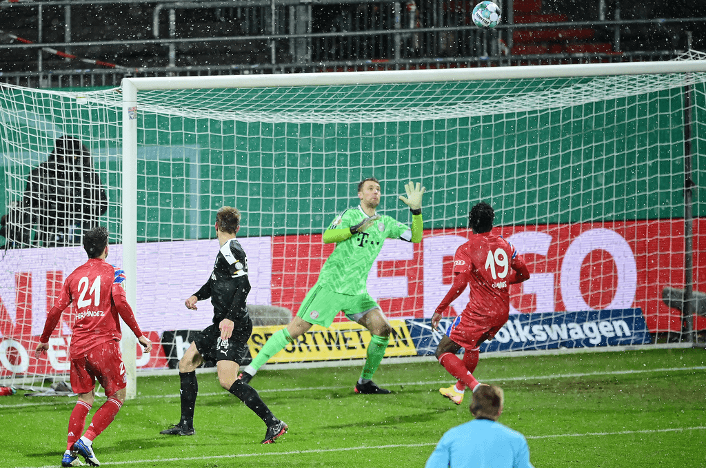 Hauke Wahl trifft gegen Bayern München