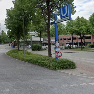 U-Bahnhof Steinfurther Allee