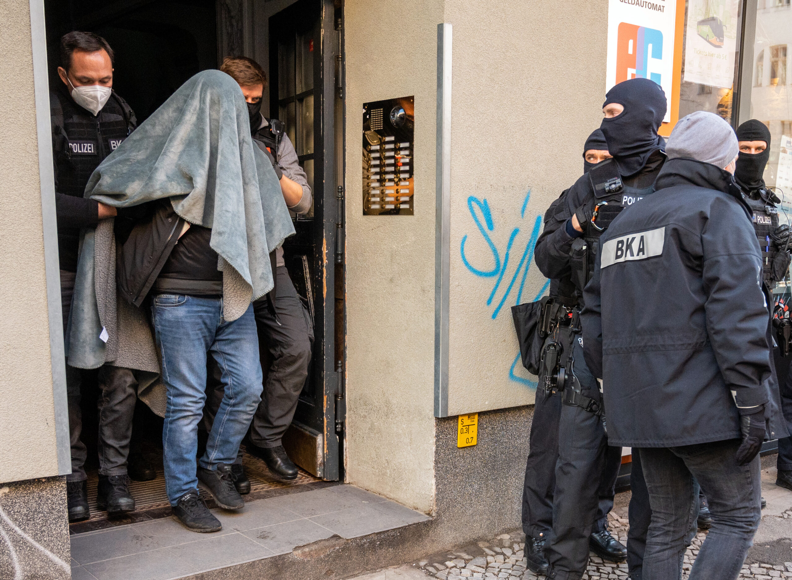 Die Polizei geht in Berlin verstärkt gegen Clankriminalität vor (Archivbild).