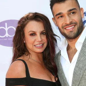 Britney Spears und Sam Asghari bei der Ankunft zur Verleihung der Daytime Beauty Awards am 20.09.2019 in Los Angeles (Archivbild)
