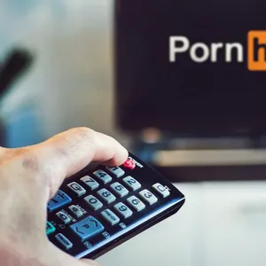 Wenn Pornos zum Problem werden. So wird Süchtigen geholfen. (Symbolbild)