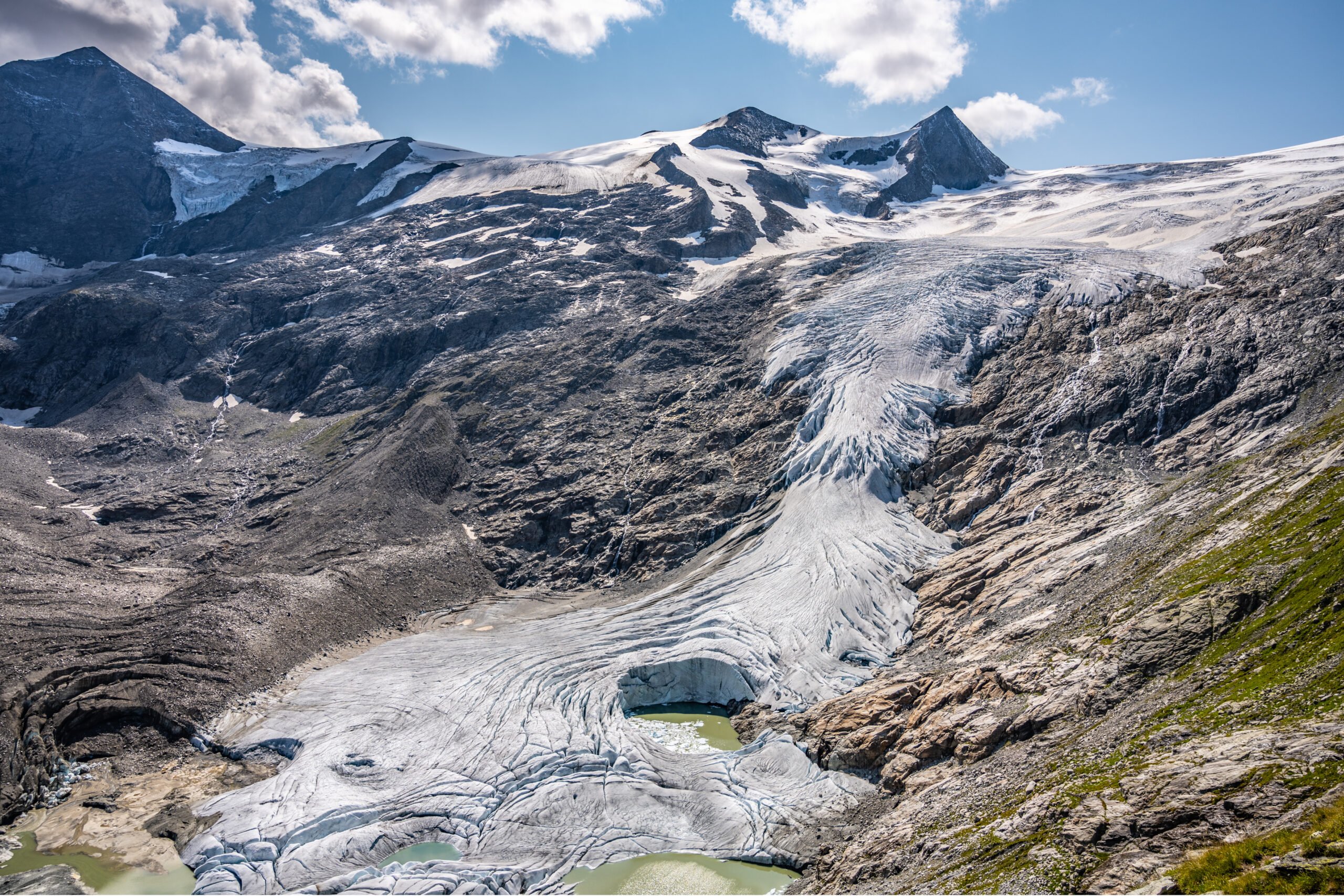 Der Schlatenkees-Gletscher in Tirol – hier wurde die Leiche eines vermutlich seit 22 Jahren Vermissten gefunden.