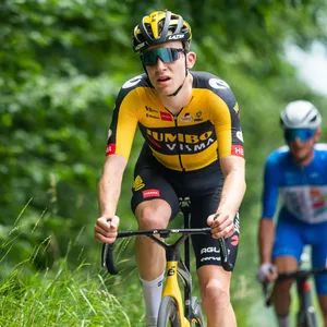Michel Heßmann (gelb-schwarzes Trikot) bei den deutschen Rad Meisterschaften im Jahr 2021