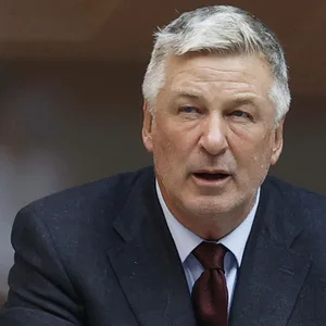 Schauspieler Alec Baldwin bei einem Spiel der US Open 2022 (Archivbild)