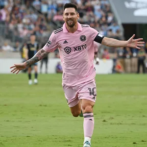 Lionel Messi bejubelt seinen Treffer im Halbfinale des League Cups gegen Philadelphia Union
