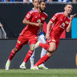 Robin Gosesn bejubelt sein erstes Tor für Union Berlin