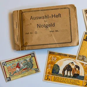 Nur 22 Euro kostete die Notgeld-Mappe auf der „Sonntagsbörse“ in Wittenburg (MV).