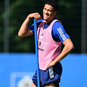Jonas David im HSV-Training