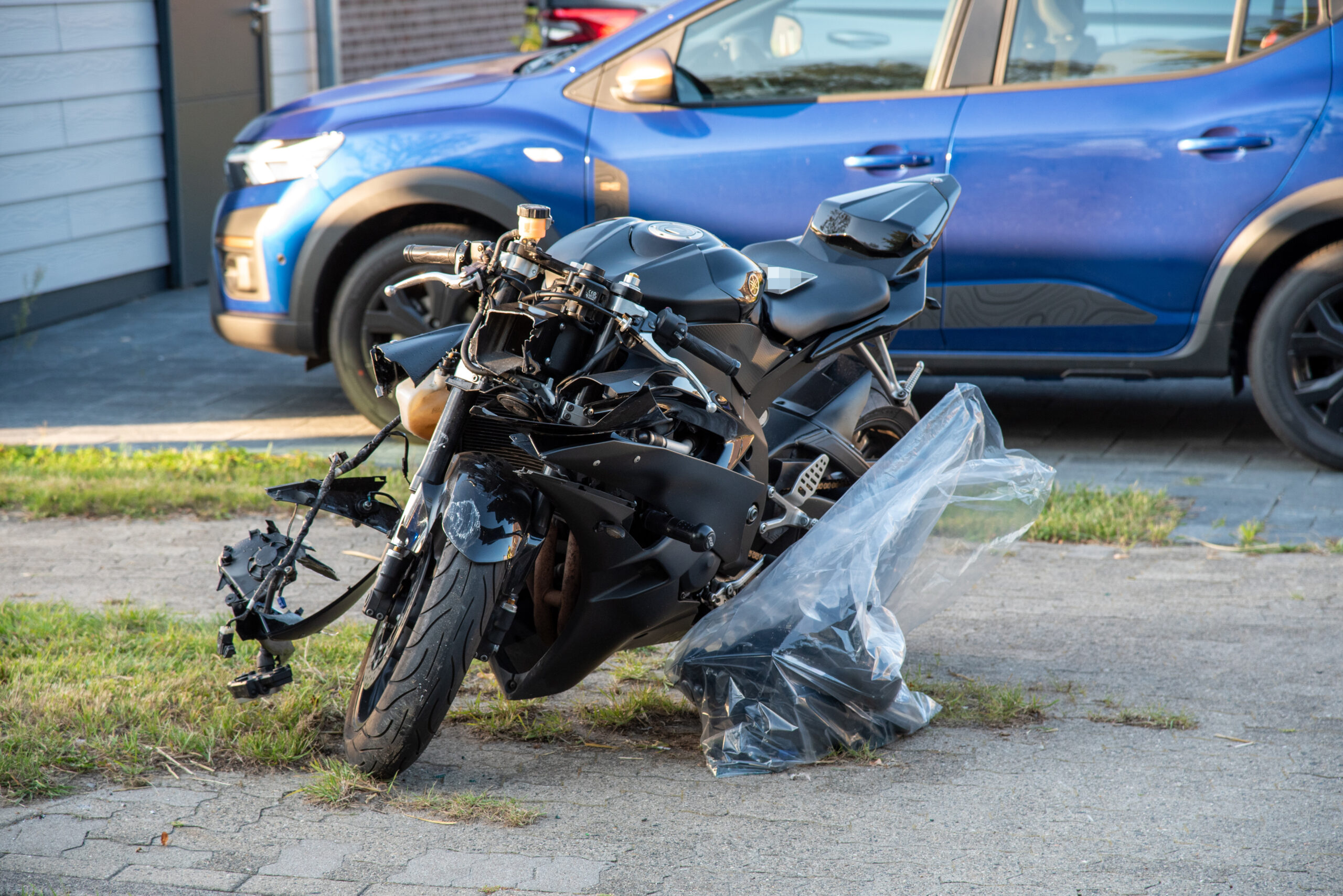 Schlimmer Unfall bei Hamburg – Motorradfahrer schwer verletzt