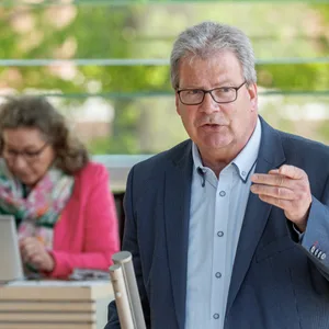 Thomas Hölck (SPD) hat sich im Kieler Landtag für einen besseren Kündigungsschutz ausgesprochen. (Archivbild)