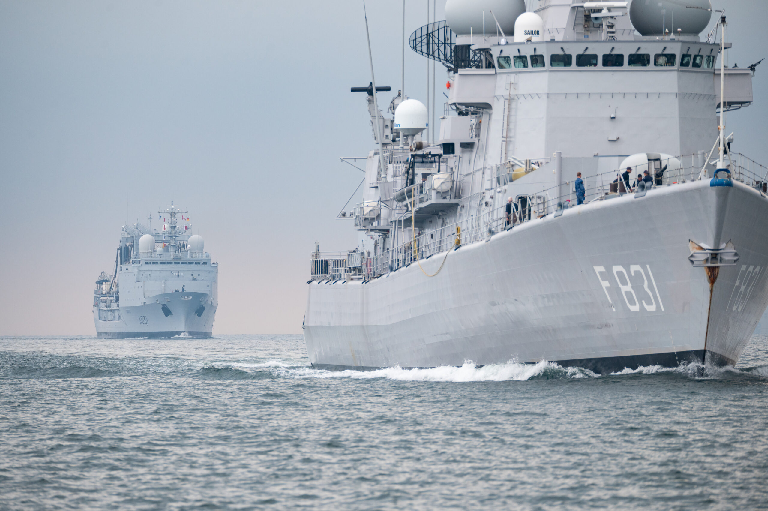 Fast 3000 Soldaten und Soldatinnen trainieren auf der Ostsee für den Ernstfall.