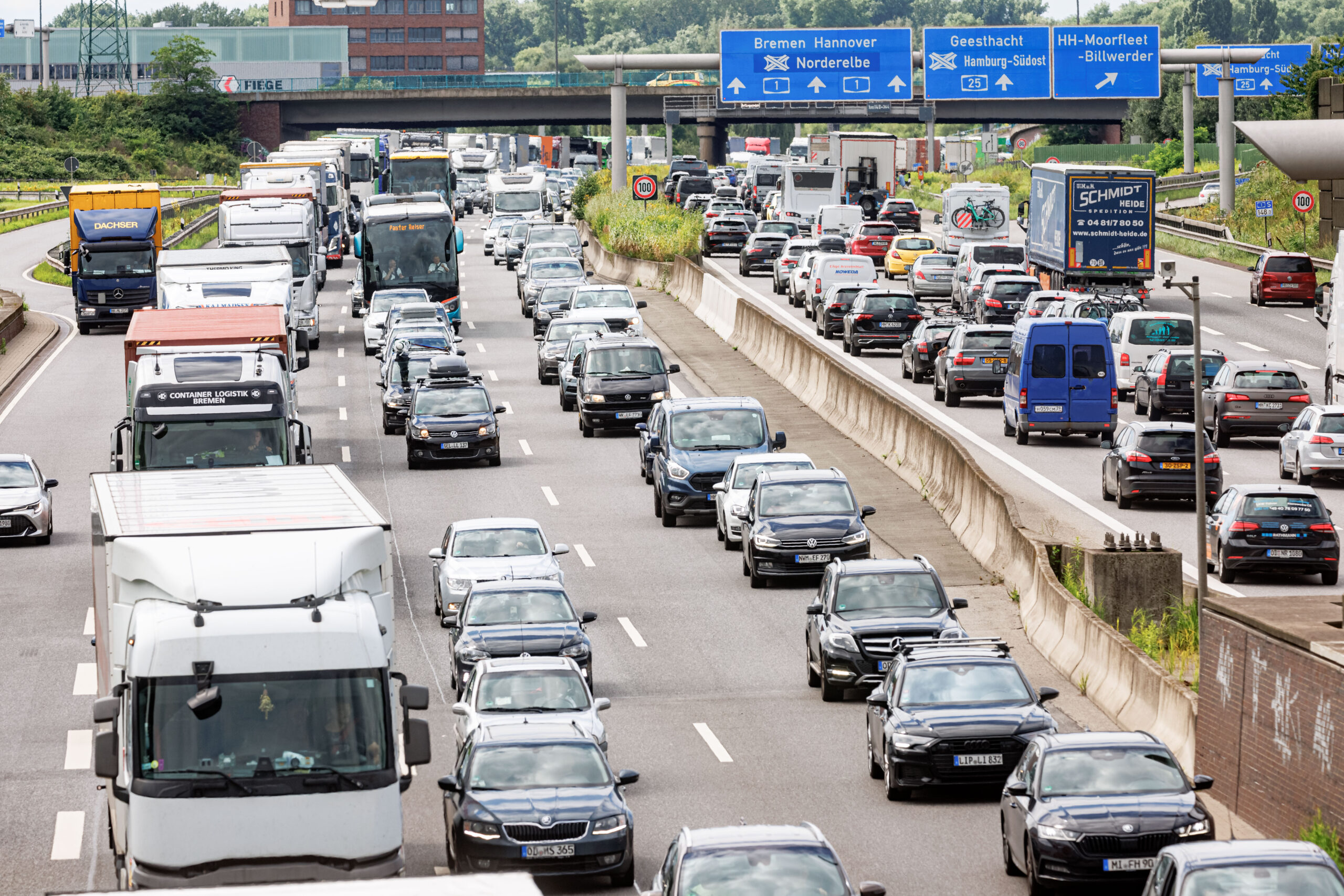 Autos auf Autobahn