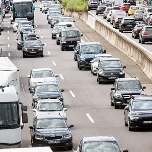 Autos auf Autobahn