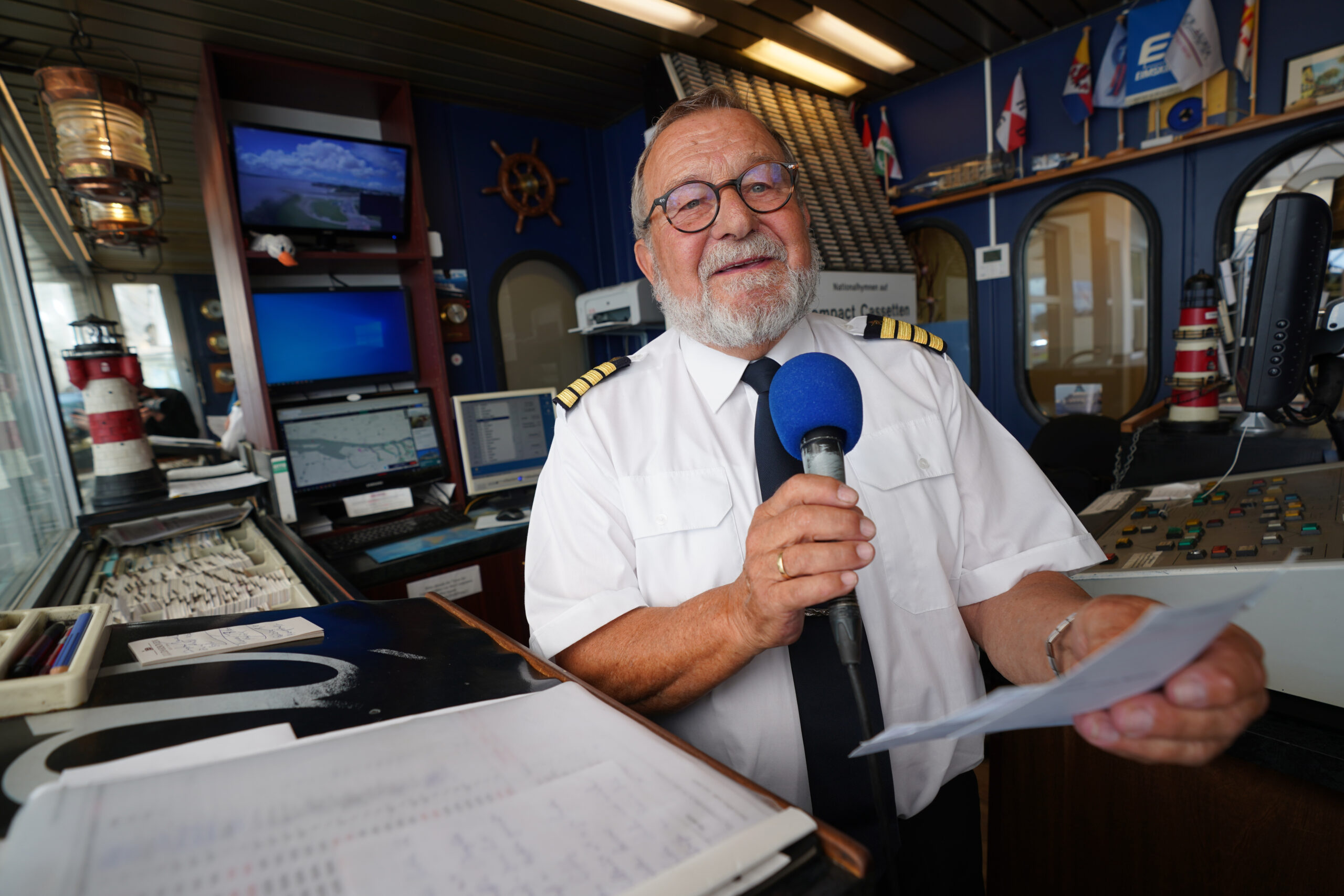 Uwe Mohr ist einer von sechs Kapitänen in der Schiffsbegrüßungsanlage „Willkomm Höft“ – und selbst nie zur See gefahren.