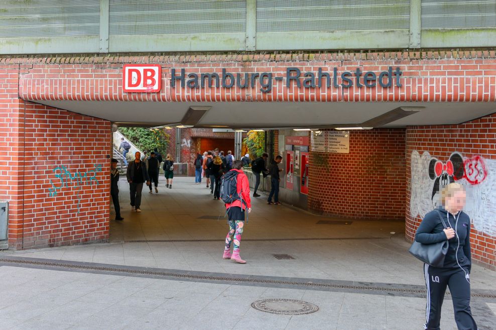 Der Bahnhof in Rahlstedt. Derzeit fährt dort nur alle 30 Minuten eine Regionalbahn Richtung Innenstadt.