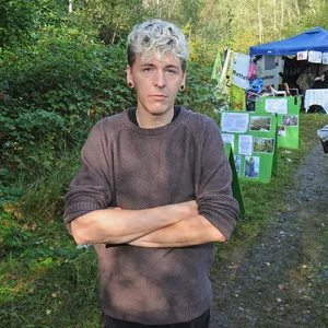 Arne V. (32) kämpft für den Erhalt des wilden Waldes