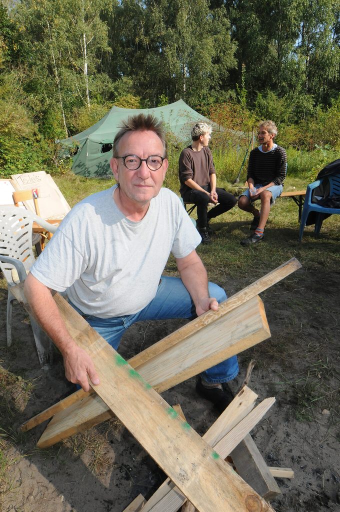 Jürgen Baumann (63) macht Feuer