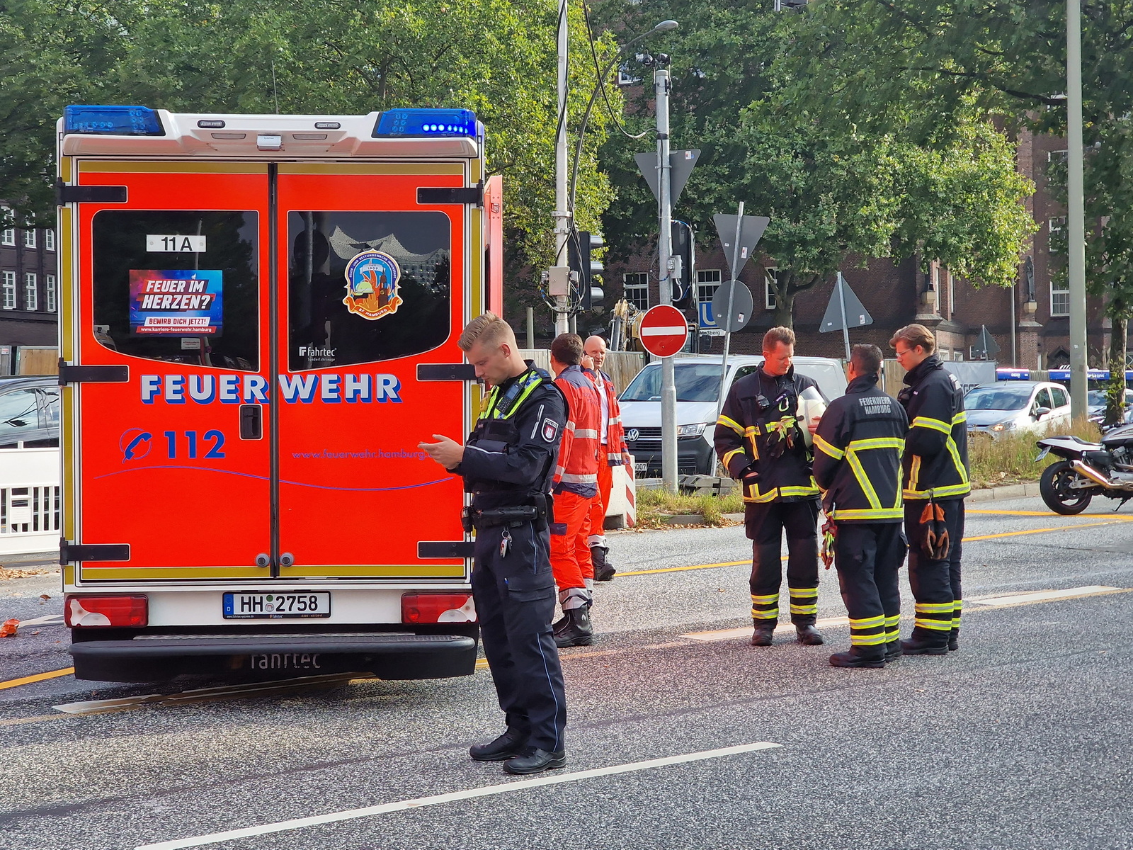 Motorradunfall in Hamburg – zwei Verletzte