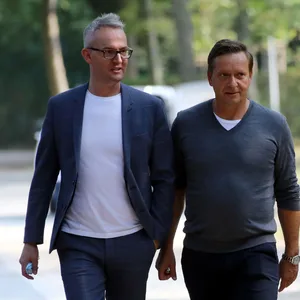 Alexander Wehrle und Horst Heldt in Köln