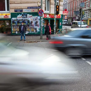 Verkehrslärm belastet viele Hamburger. Was der Senat in ihren Augen jetzt tun soll. (Symbolbild)