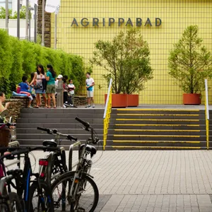 Agrippabad in der Kölner Innenstadt.