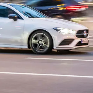 Mercedes droht die Stilllegung von Diesel-Fahrzeugen.