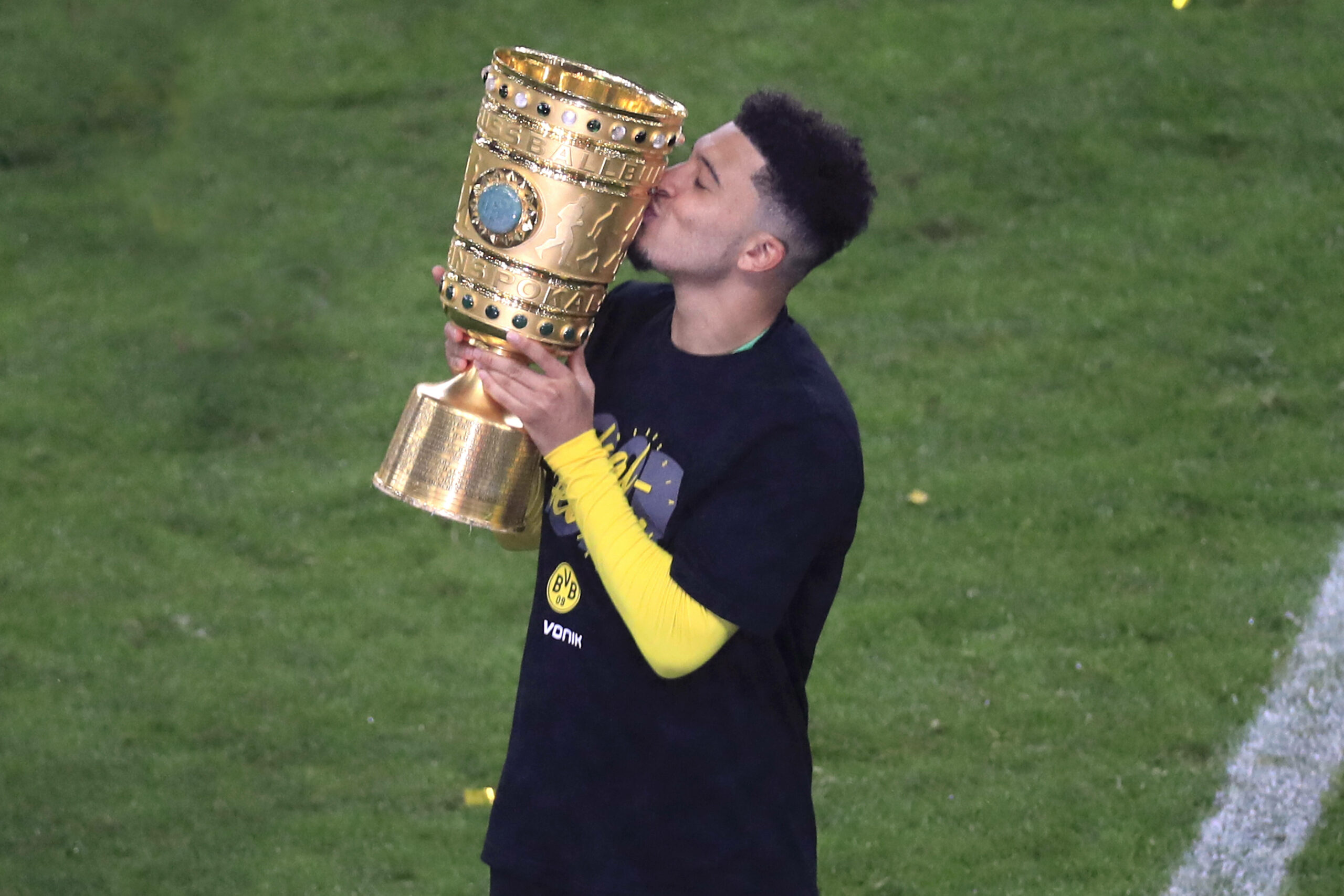 Jadon Sancho gewann mit dem BVB 2021 den DFB-Pokal