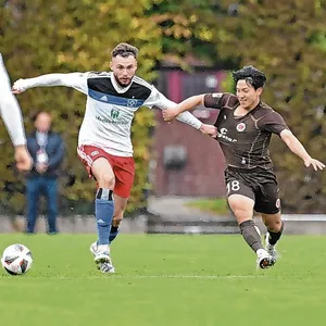 Im Oktober 2022 ging Gwangin Lee mit St. Pauli im „kleinen Derby“ beim HSVII mit 1:5 unter.